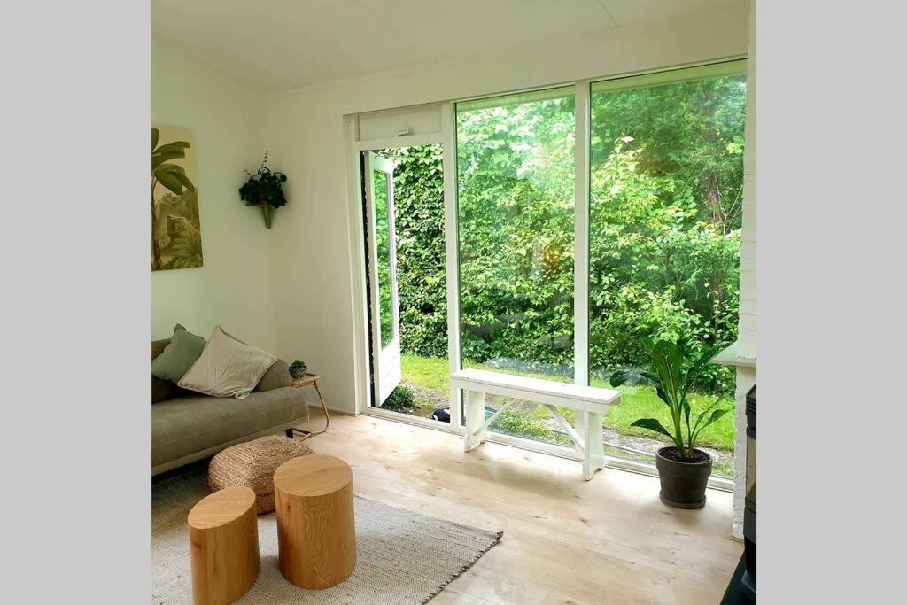 Sfeervolle Gerenoveerde Bungalow *